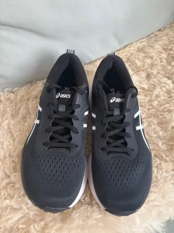 Used Asics Laufschuhe Running Shoes