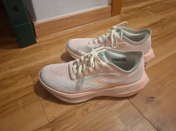 Orange Brooks Laufschuhe Running Shoes de segunda mano
