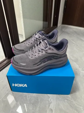 Used Hoka Bondi 9 Running Shoes