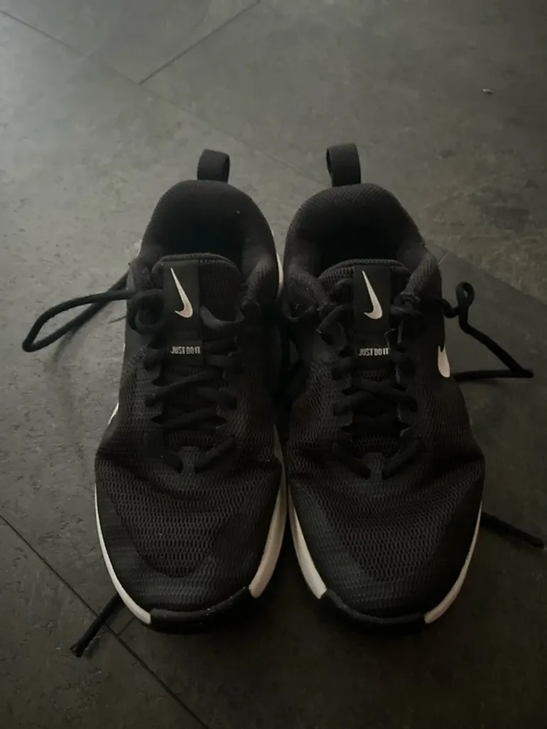 Nike Schoenen bike d'occasion — image 2 sur 3