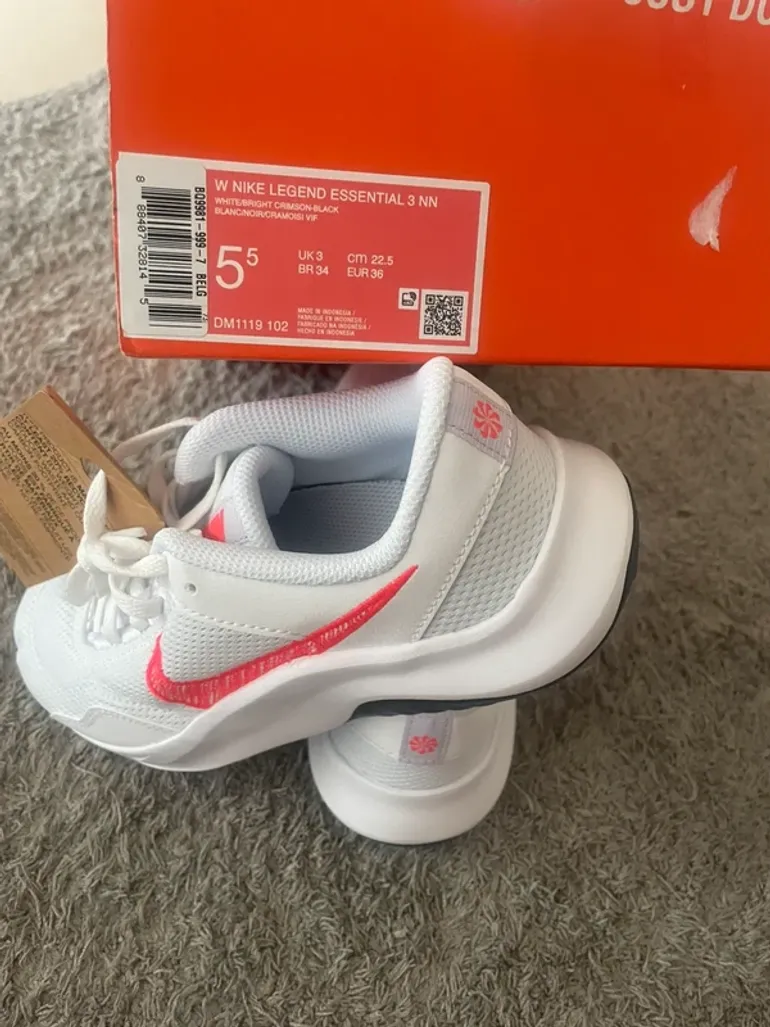 Käytetty Nike Leggend Essential 3 bike — kuva 5 / 7