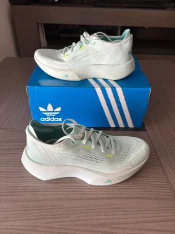 Używany Adidas Adizero Treadflow Running Shoes