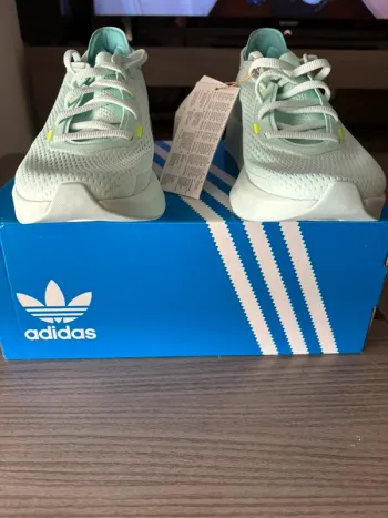 Tweedehands Adidas Adizero Treadflow bike — afbeelding 3 van 7