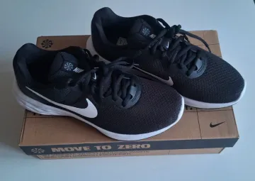 Gebrauchtes Nike Revolution 6 NN Running Shoes