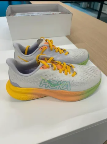 Used Hoka Mach 6 Running Shoes