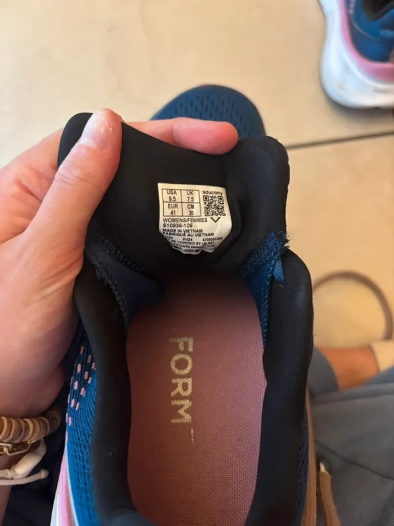 Tweedehands Saucony Running Shoes bike — afbeelding 5 van 6