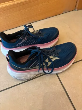 Tweedehands Saucony Running Shoes bike — afbeelding 3 van 6