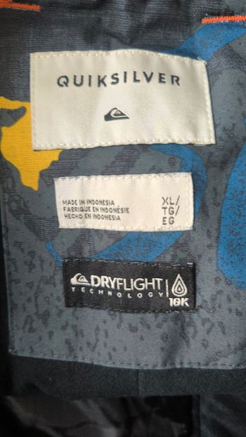 Tweedehands Quiksilver DryFlight 10K bike — afbeelding 2 van 3