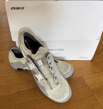 Käytetty Q36.5 Dottore Clima 2025 Cycling Shoes