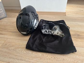 Použité ABUS GameChanger Tri Helmet Cycling Accessories