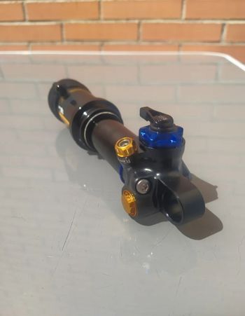 Gebrauchtes Öhlins TX2C Air 2024 bike — Bild 3 von 10