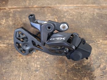 Tweedehands Shimano GRX RD-RX820 2026 Drivetrain & Pedals