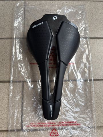 Used Prologo Scratch M5 Space Wide TiroX Saddles & Seatposts