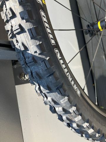 Used Mavic Crossmax Carbon XL R 29 bike — image 17 of 22