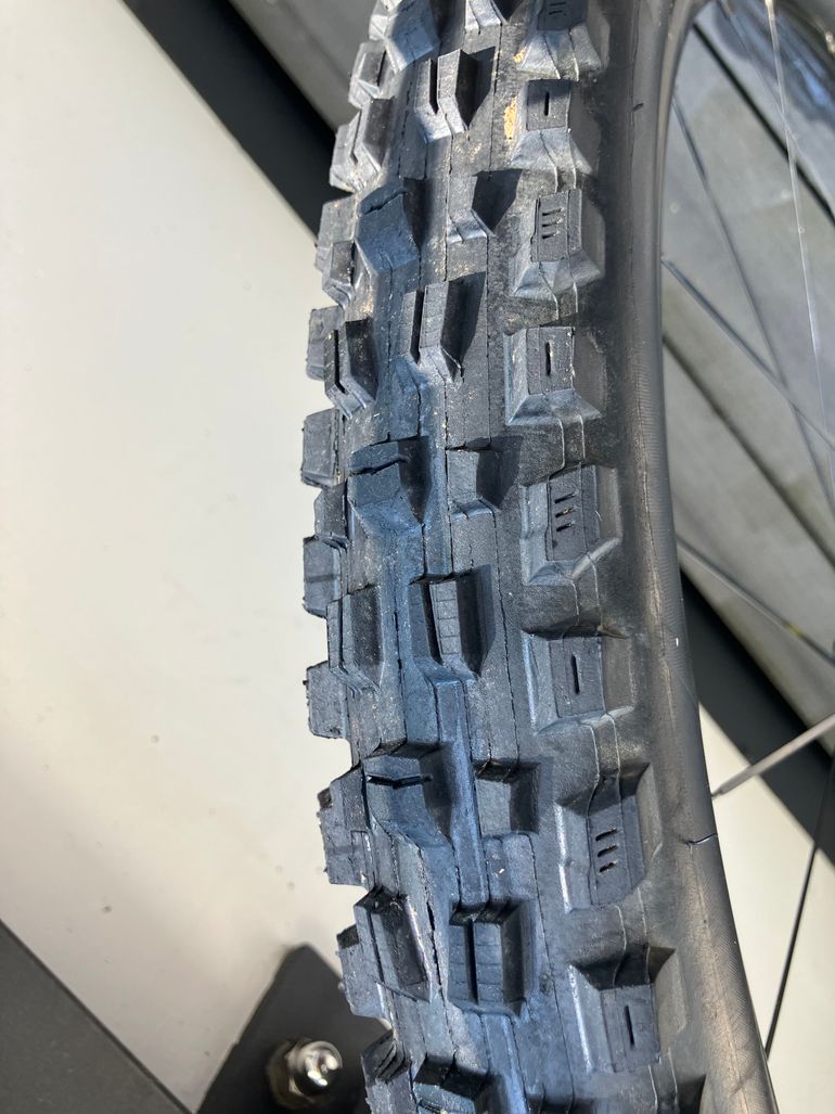 Used Mavic Crossmax Carbon XL R 29 bike — image 6 of 22