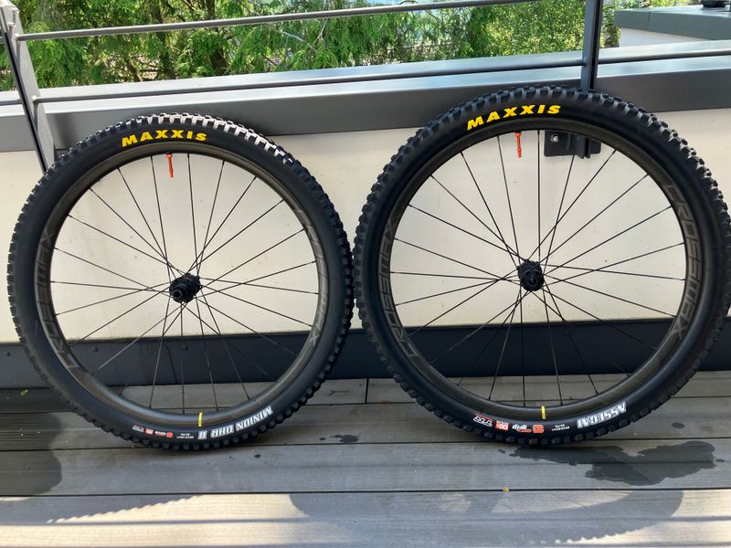 Used Mavic Crossmax Carbon XL R 29 Wheels