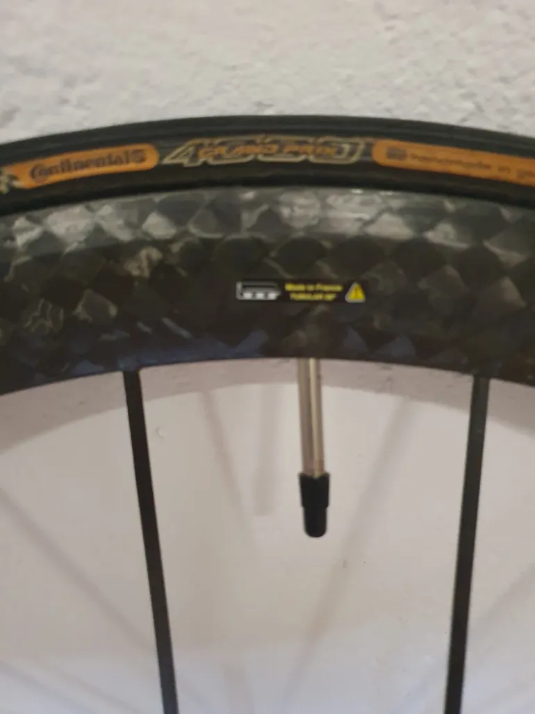 Brugt Mavic Cosmic Carbon Ultimate 2024 bike — billede 5 af 8