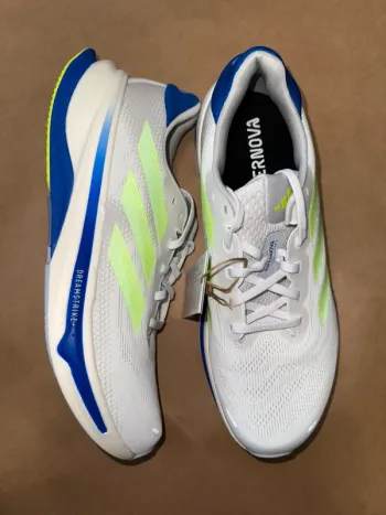 Used Supernova Solution Running Shoes