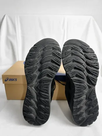Used Scarpa Asics Gel Cumulus bike — image 10 of 13