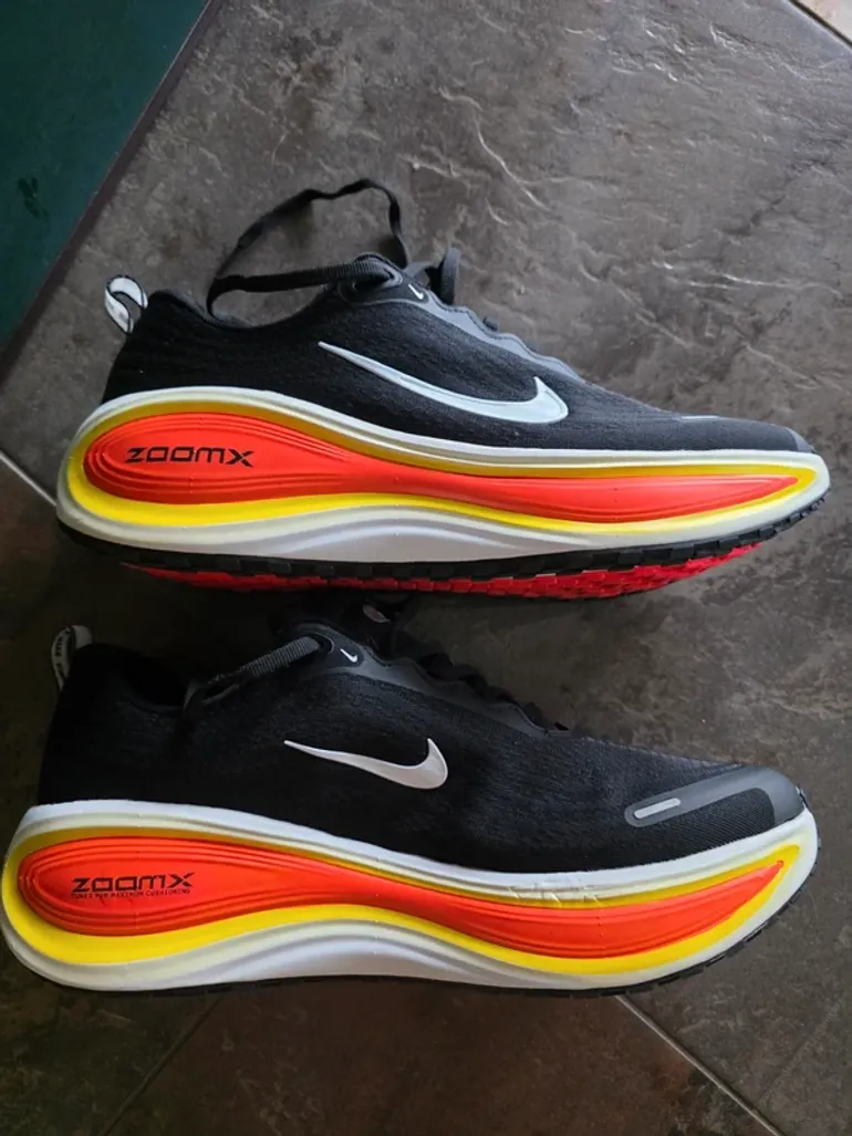 Używany Nike Vomero 18 Plus bike — zdjęcie 3 z 6
