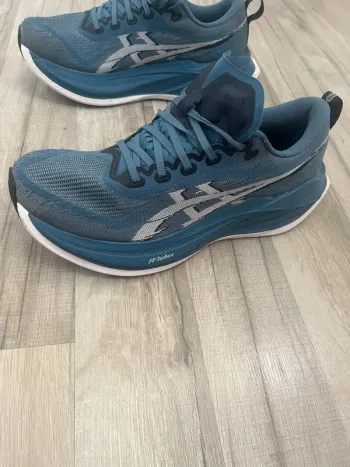 Used Asics Superblast FF Turbo+ bike — image 2 of 10