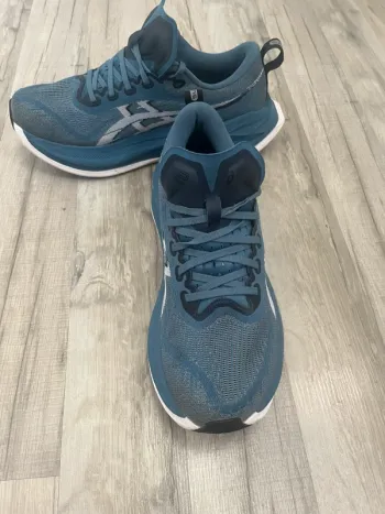Used Asics Superblast FF Turbo+ bike — image 3 of 10