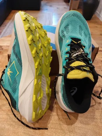 Used Asics Trabuco 14 bike — image 3 of 7