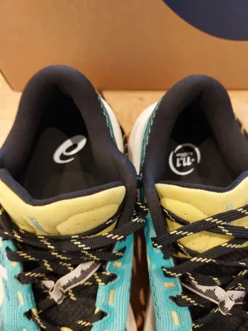 Used Asics Trabuco 14 bike — image 6 of 7