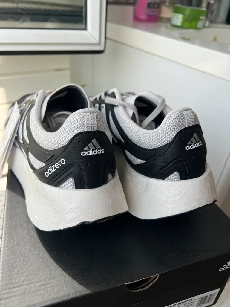 Adidas adizero bike d'occasion — image 6 sur 6