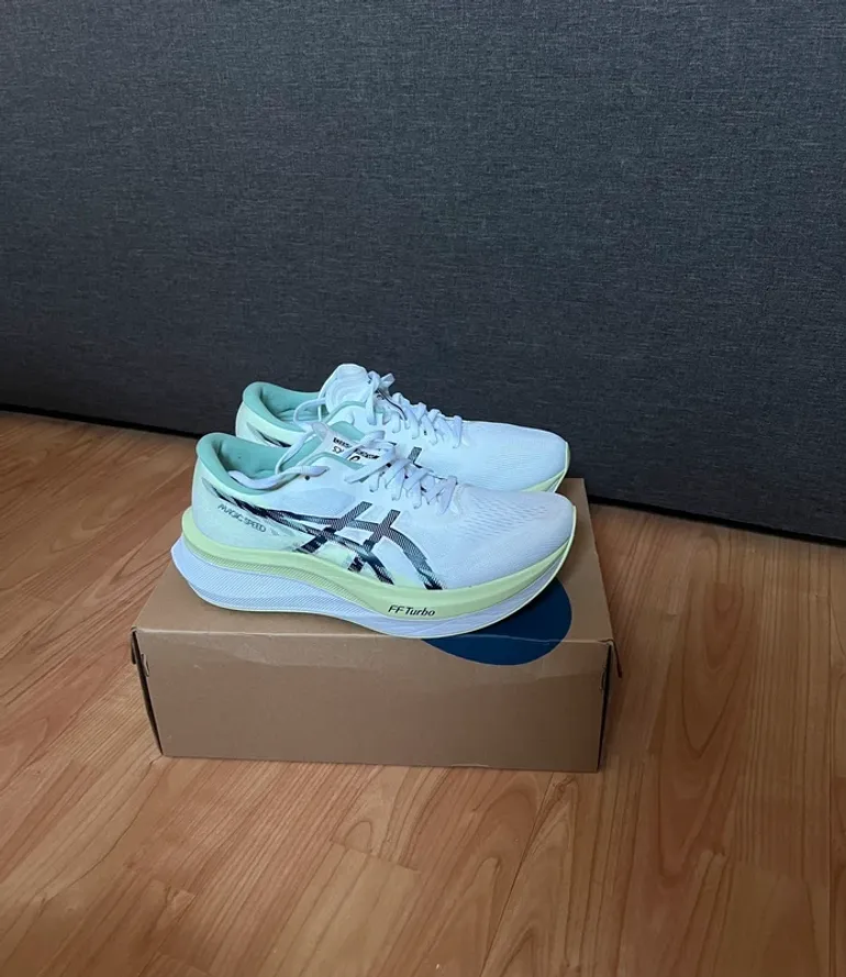Tweedehands Asics Magic Speed 4 bike — afbeelding 2 van 4