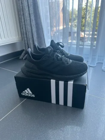 Used Adidas Ultra Boost bike — image 4 of 6