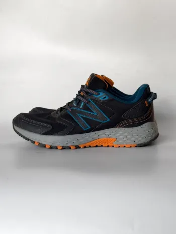 Used New Balance 410 v7 bike — image 8 of 14