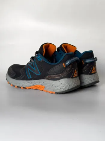 Used New Balance 410 v7 bike — image 7 of 14