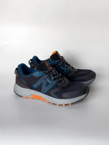 Used New Balance 410 v7 bike — image 2 of 14