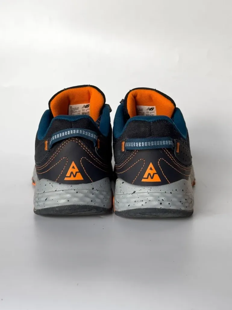 Used New Balance 410 v7 bike — image 6 of 14