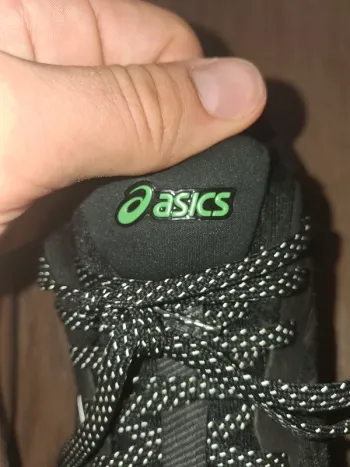 Used Asics Running Shoes bike — image 6 of 6