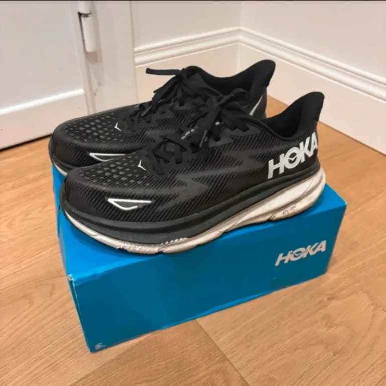 Used Hoka Clifton 9 bike — image 3 of 6