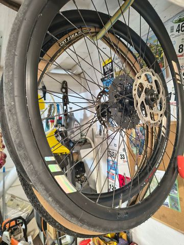 Used Shimano Road Wheels 2024 bike — image 4 of 5