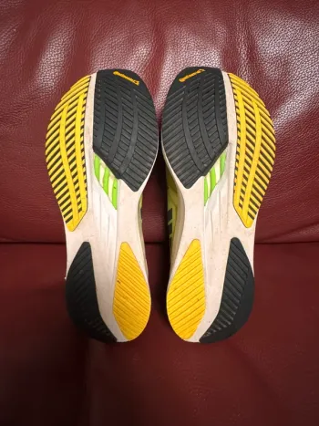 Used Adidas Adizero Boston 11 bike — image 6 of 8