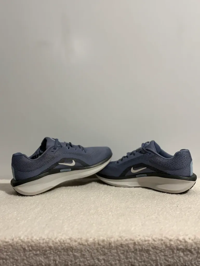 Used Nike Sport Shoes bike — image 4 of 7