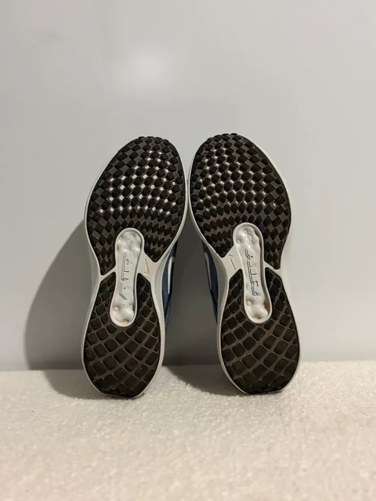 Used Nike Sport Shoes bike — image 6 of 7