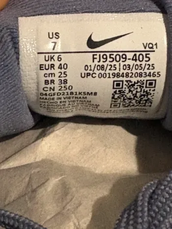 Used Nike Sport Shoes bike — image 7 of 7
