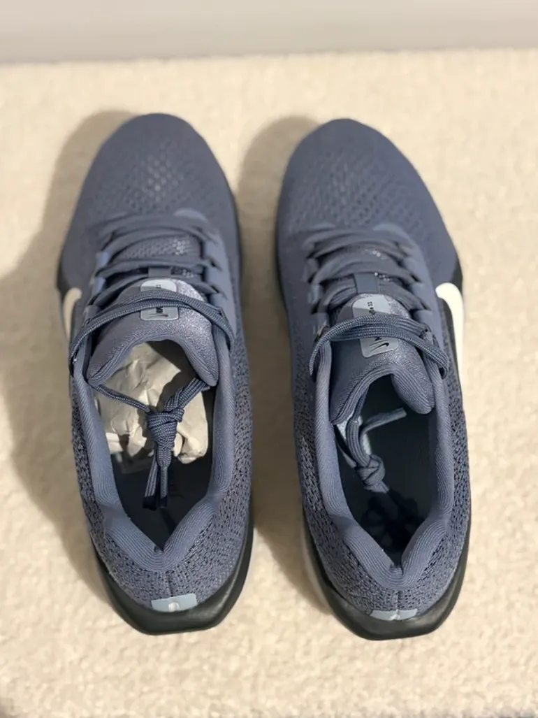 Used Nike Sport Shoes bike — image 3 of 7