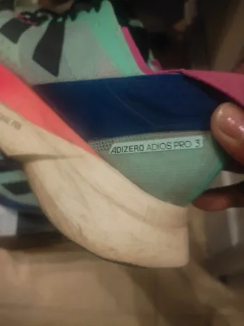 Adidas Adizero Adios Pro 3 bike d'occasion — image 2 sur 4
