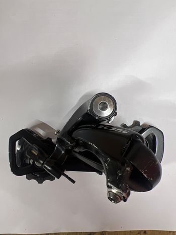 Used Shimano 105 RD-5800 11-speed Drivetrain & Pedals