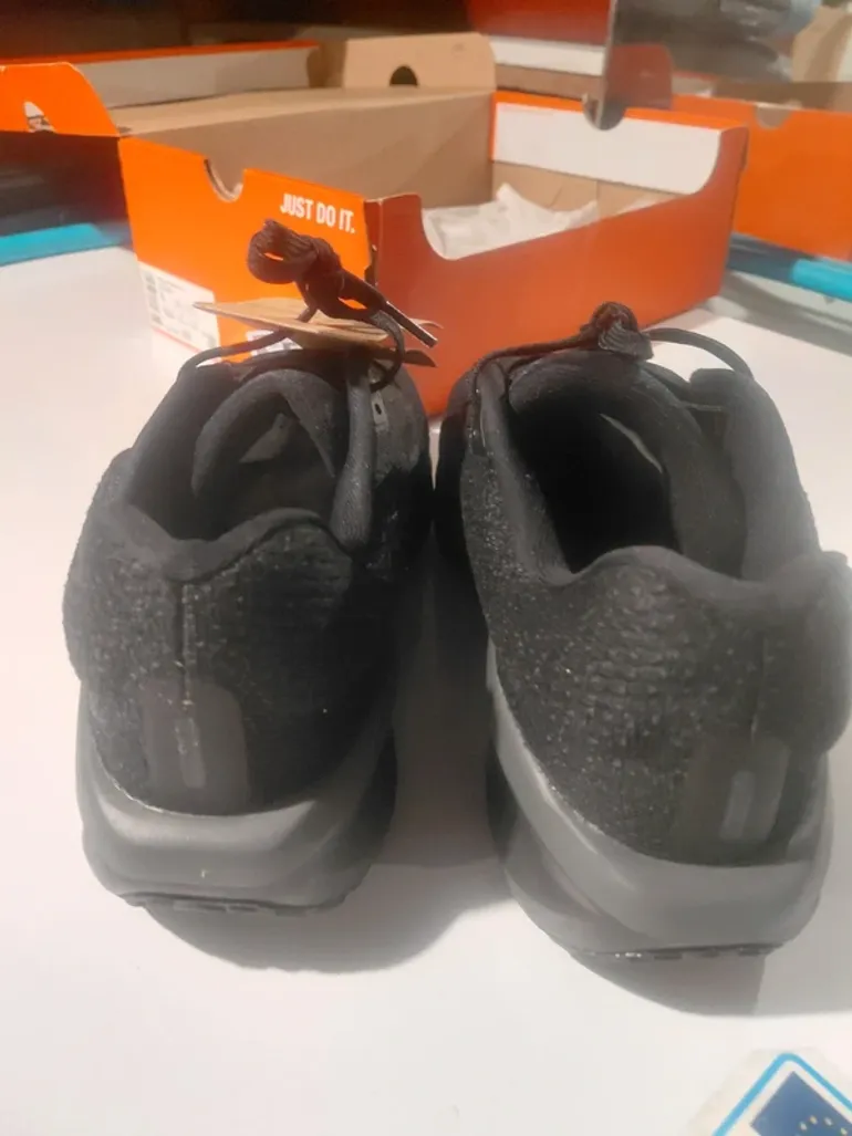 Używany Nike Air Winflo 11 bike — zdjęcie 3 z 14