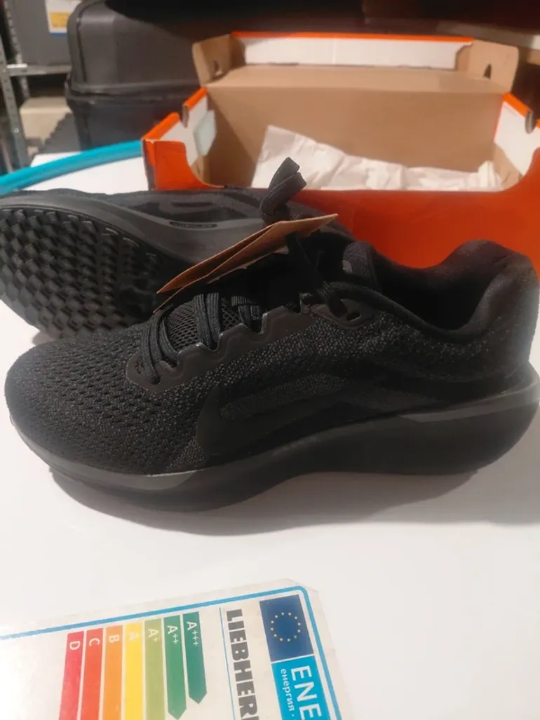 Używany Nike Air Winflo 11 bike — zdjęcie 8 z 14