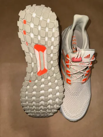 Used Adidas Ultraboost bike — image 3 of 4