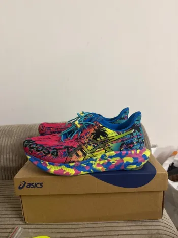 Used Asics Running Shoes Running Shoes