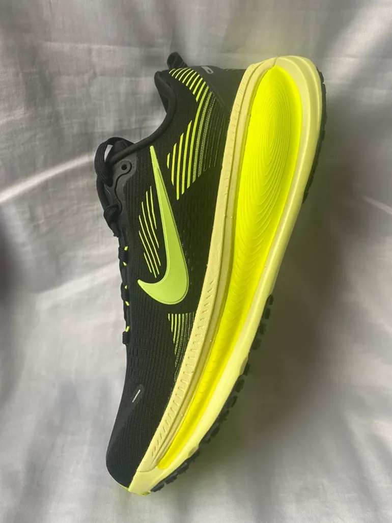 Używany Nike Vomero 18 bike — zdjęcie 8 z 15
